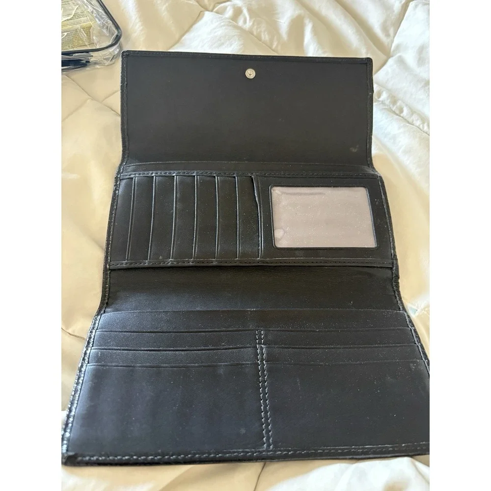 Coach‎ Signature Zip Around Wallet Canvas Leather Trim